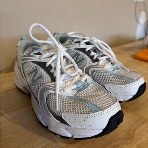 Womens new balance sneakers